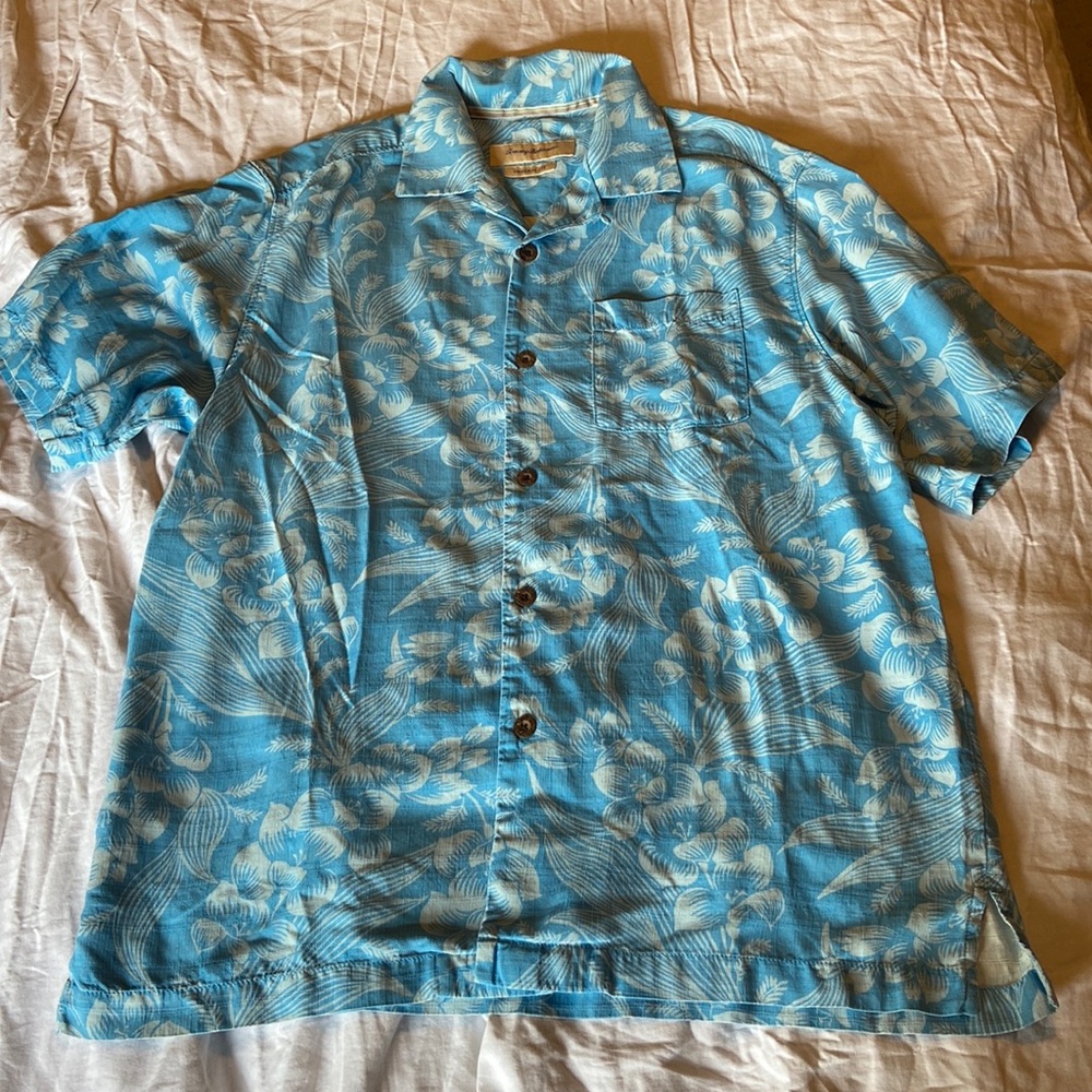 Mens Tommy Bahama Button Up Blue floral Size S